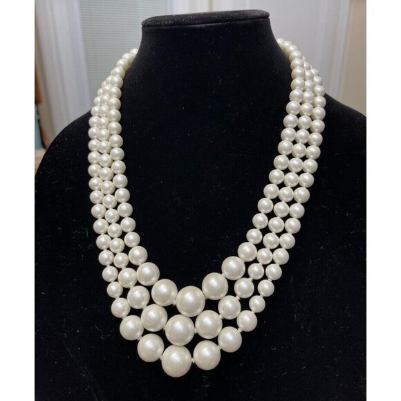 Jewelry - 3 Strand Graduated Knotted Faux White Pearl Necklace Silver Tone Metal Closure